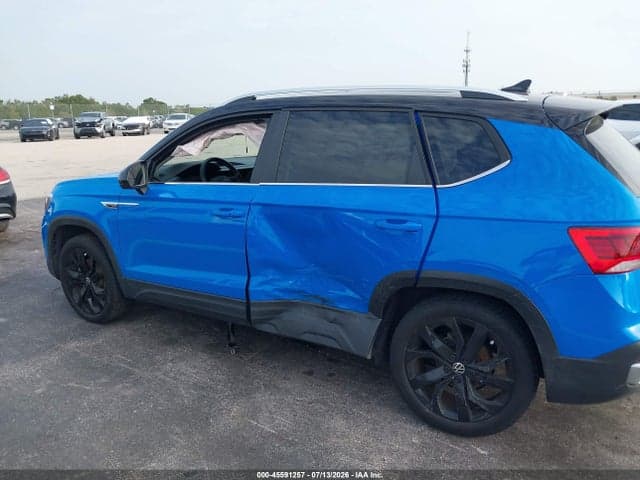 2024 VOLKSWAGEN TAOS 1.5T SE 6