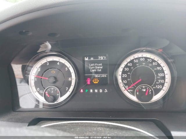 2018 RAM 1500 SLT 4X4 6'4 BOX 7