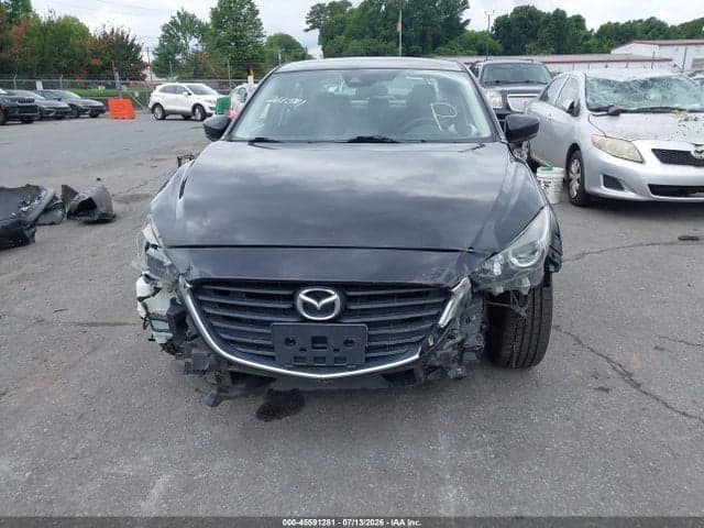 2018 MAZDA MAZDA3 TOURING 12