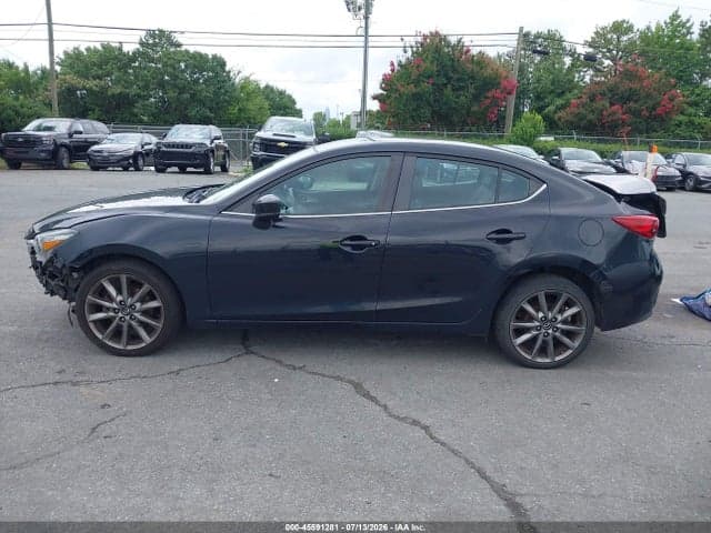 2018 MAZDA MAZDA3 TOURING 14