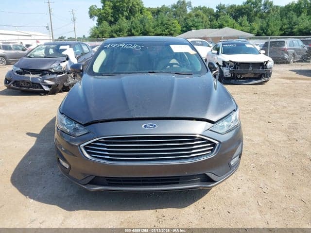 2019 FORD FUSION SE 11