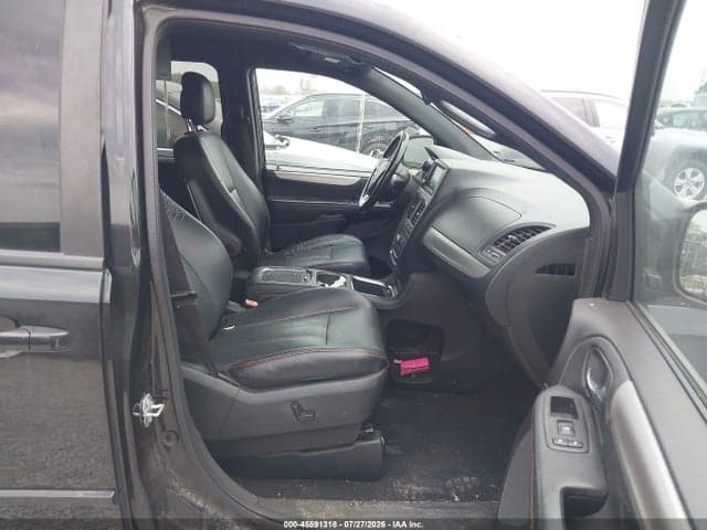 2017 DODGE GRAND CARAVAN GT 5