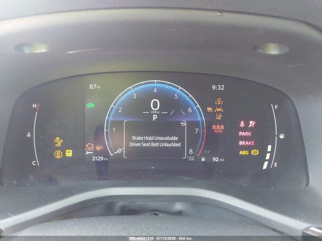 2025 TOYOTA CAMRY SE 7