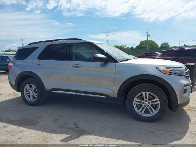 2022 FORD EXPLORER XLT 13