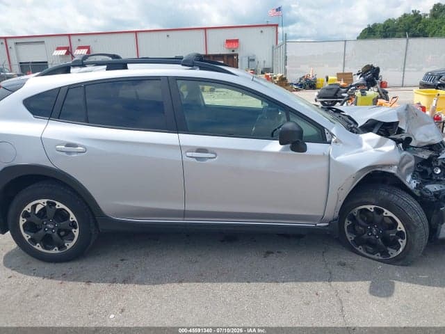 2022 SUBARU CROSSTREK 13