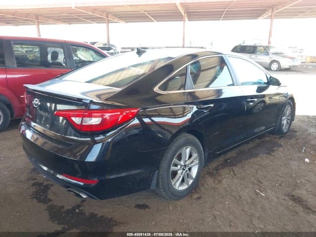 2017 HYUNDAI SONATA SE 4