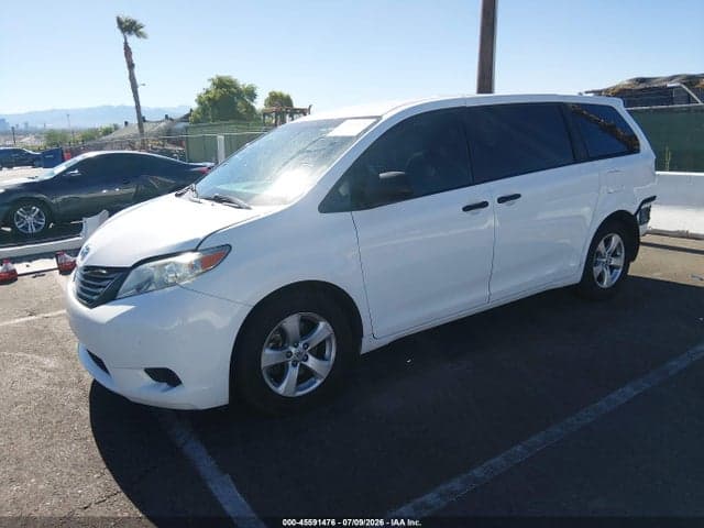 2017 TOYOTA SIENNA L 7 PASSENGER 2