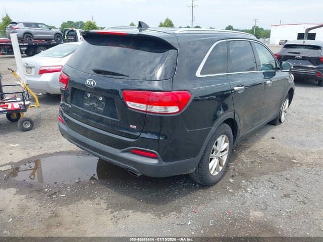 2017 KIA SORENTO 2.4L LX 4