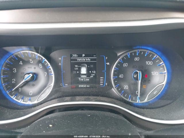 2020 CHRYSLER VOYAGER L 7