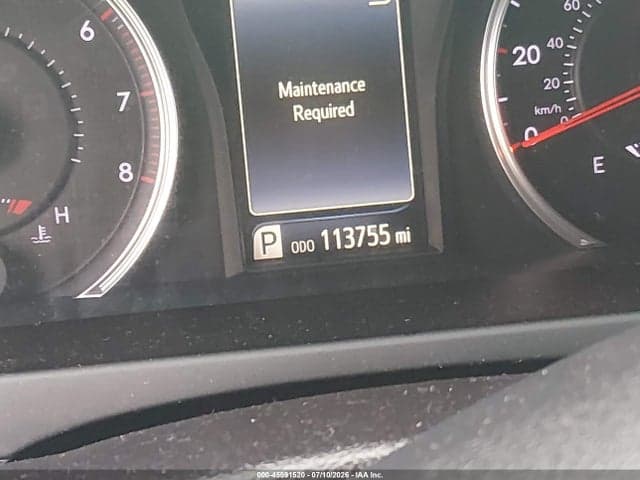 2017 TOYOTA CAMRY SE 16