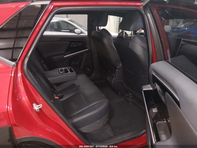 2024 TOYOTA BZ4X LIMITED 8