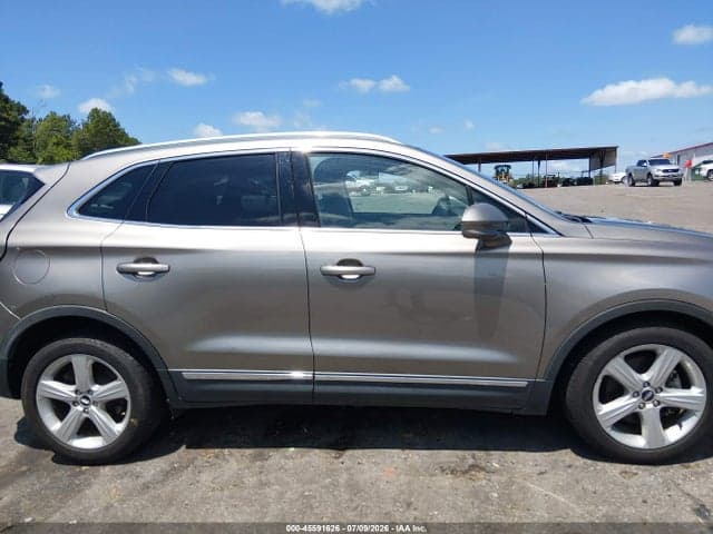2017 LINCOLN MKC PREMIERE 13