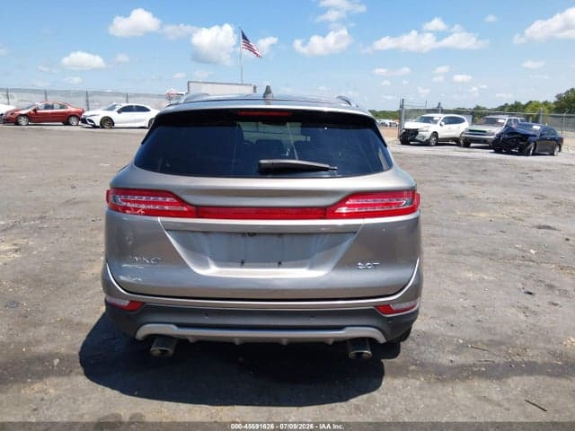 2017 LINCOLN MKC PREMIERE 16