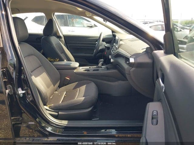 2025 NISSAN ALTIMA SV FWD 5
