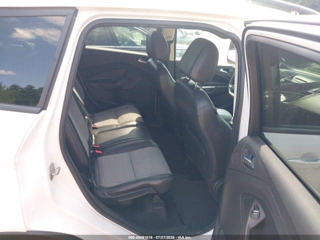 2017 FORD ESCAPE SE 8