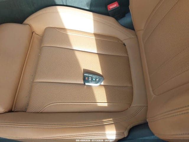 2024 BMW 330I 11