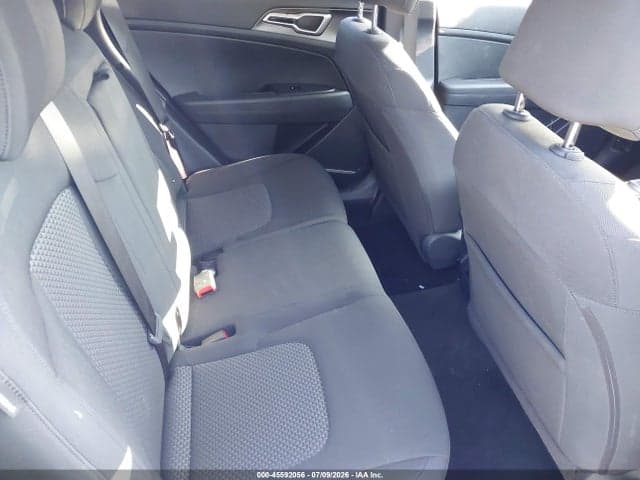 2026 KIA SPORTAGE LX 8