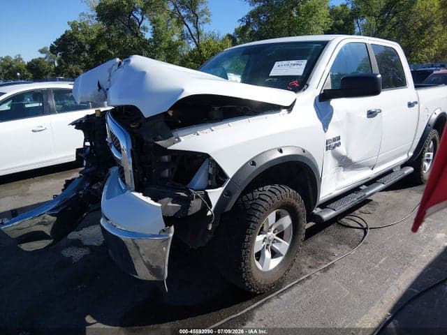 2017 RAM 1500 SLT 2
