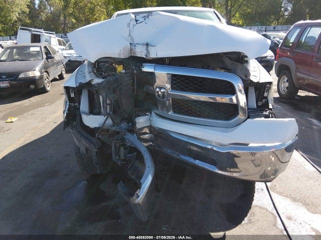 2017 RAM 1500 SLT 6