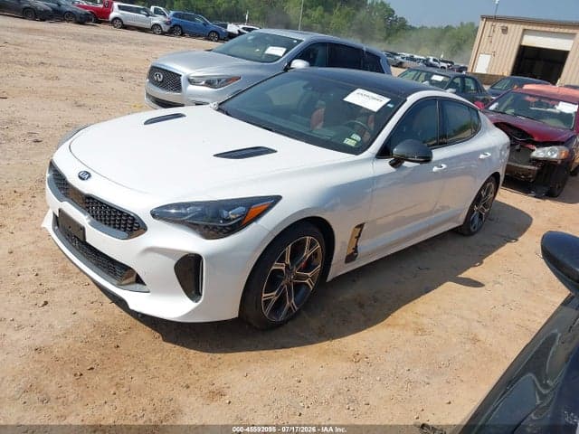 2020 KIA STINGER GT2 3