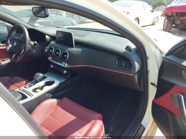 2020 KIA STINGER GT2 6