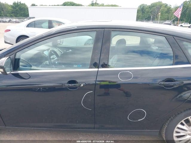 2017 FORD FOCUS TITANIUM 18