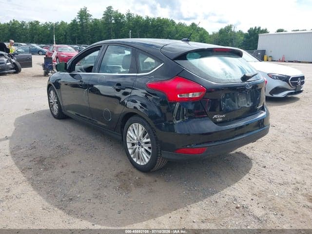 2017 FORD FOCUS TITANIUM 3