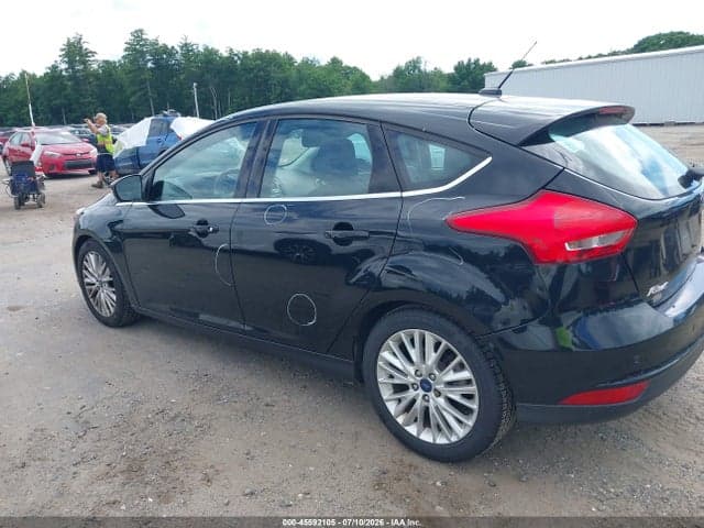 2017 FORD FOCUS TITANIUM 6