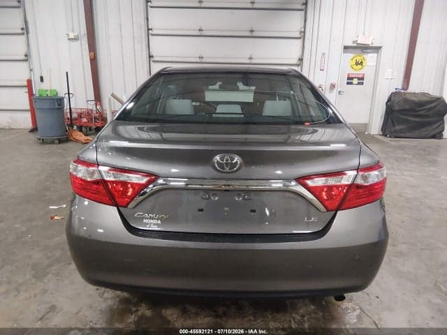 2017 TOYOTA CAMRY LE 16