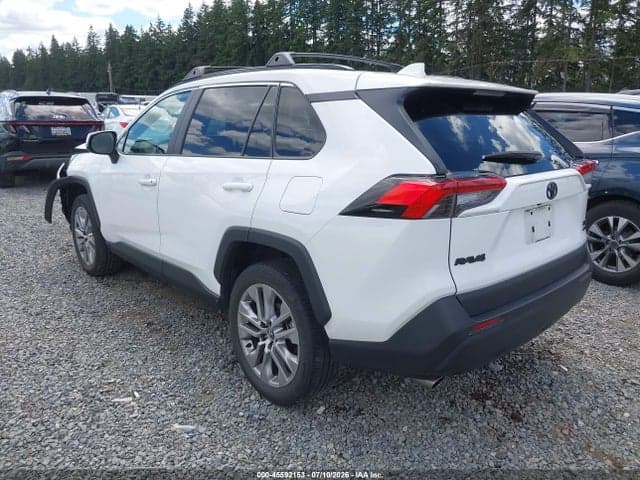 2020 TOYOTA RAV4 XLE PREMIUM 3