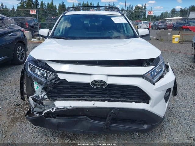 2020 TOYOTA RAV4 XLE PREMIUM 6