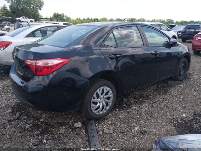 2019 TOYOTA COROLLA LE 4