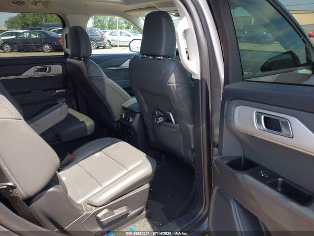 2025 FORD EXPLORER ACTIVE 8