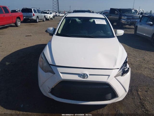 2017 TOYOTA YARIS IA 12