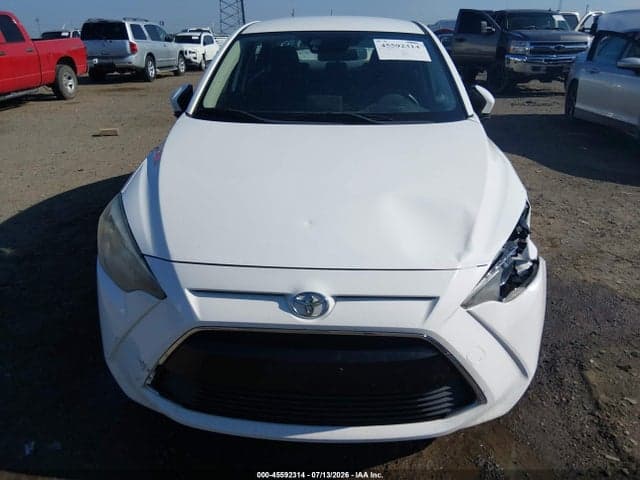 2017 TOYOTA YARIS IA 6