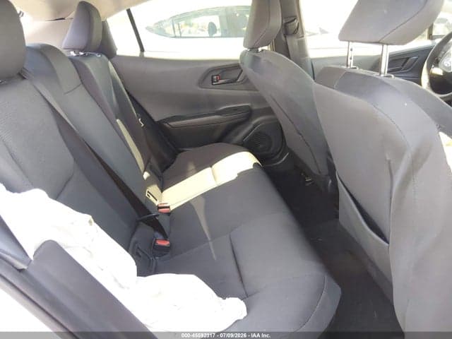 2026 TOYOTA PRIUS LE 8