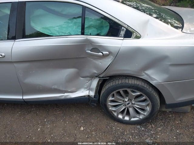 2017 FORD TAURUS LIMITED 6