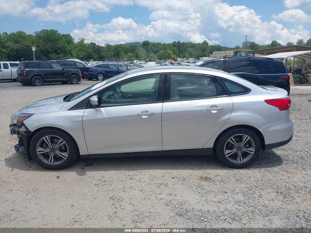 2018 FORD FOCUS SE 14