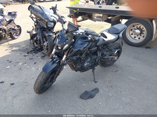 2024 YAMAHA MT07 2