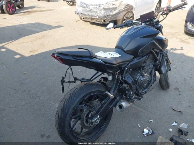 2024 YAMAHA MT07 4