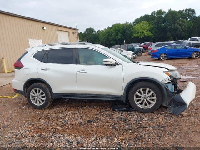2018 NISSAN ROGUE SV 13