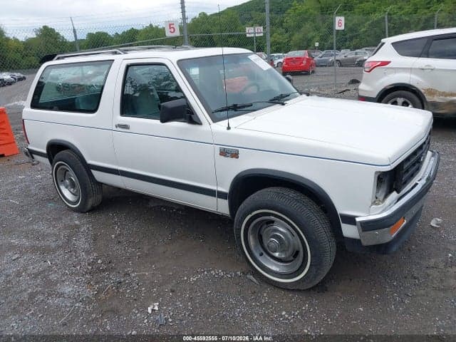 1983 CHEVROLET T10 1