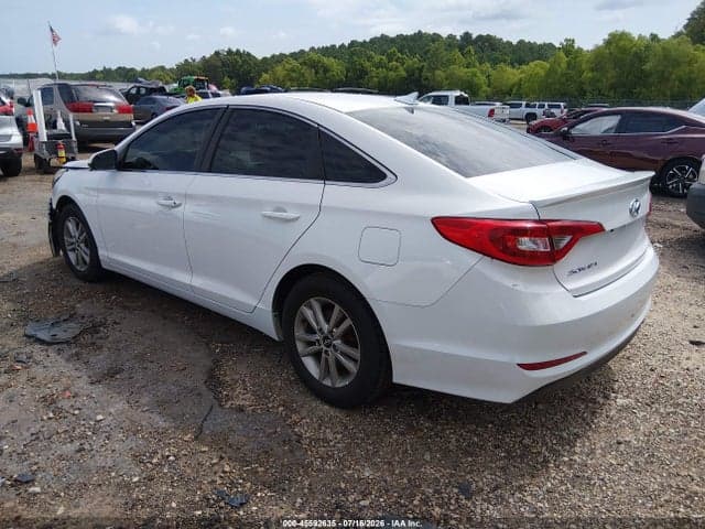2017 HYUNDAI SONATA SE 3