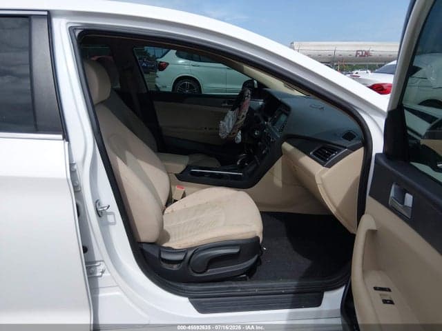 2017 HYUNDAI SONATA SE 5