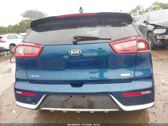 2019 KIA NIRO LX 16