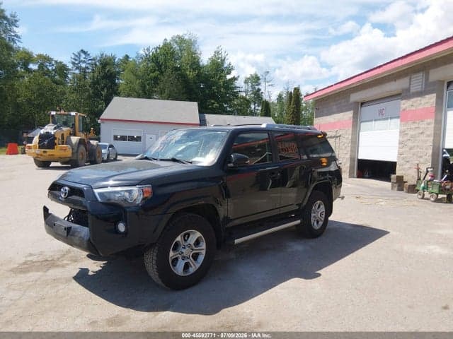 2017 TOYOTA 4RUNNER SR5 PREMIUM 2
