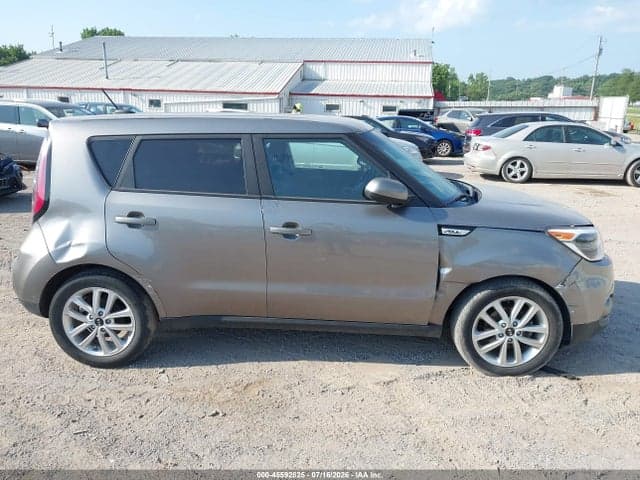 2018 KIA SOUL + 14