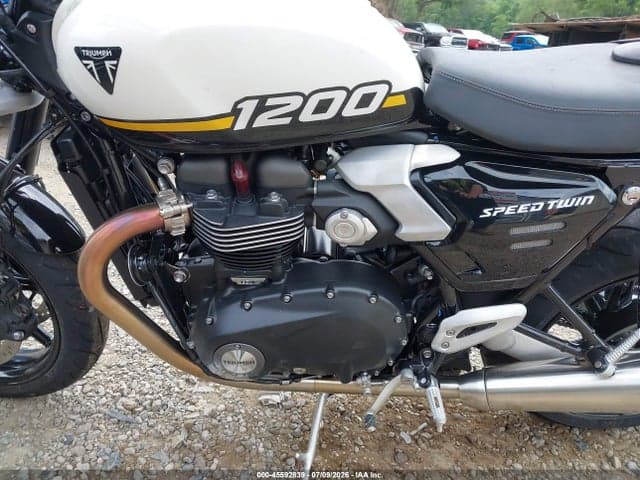 2025 TRIUMPH MOTORCYCLE SPEED TWIN 1200/1200 RS 9