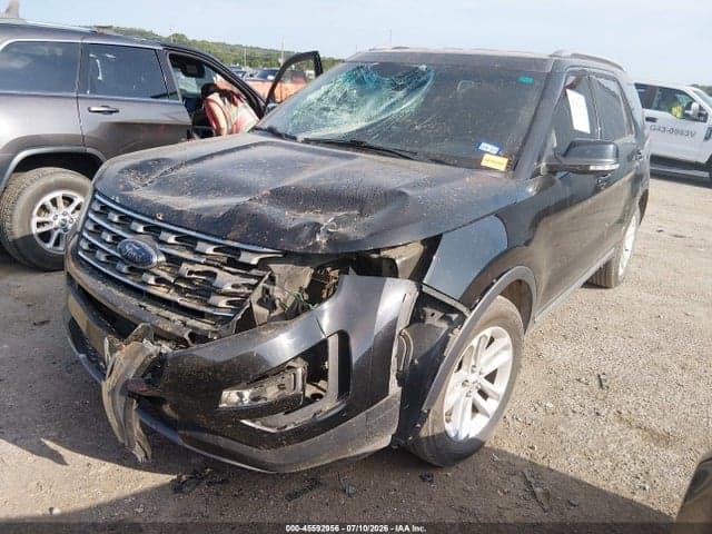 2017 FORD EXPLORER XLT 2
