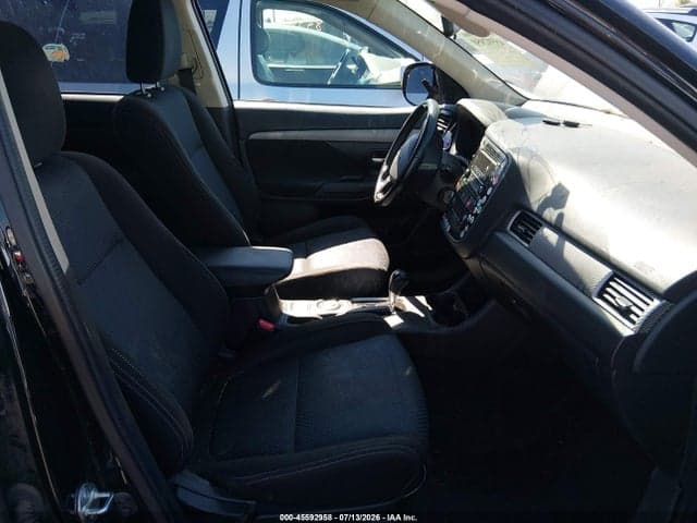 2016 MITSUBISHI OUTLANDER ES 5